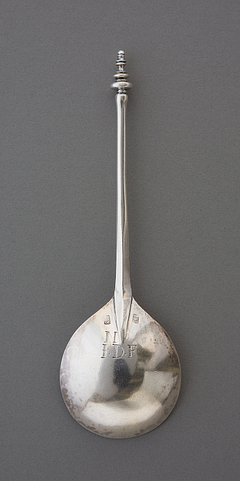 Baluster-Top Spoon Slider Image 2